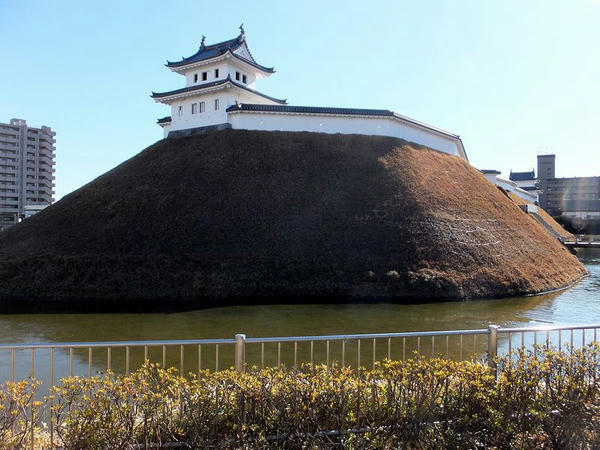 土塁と清明台