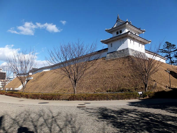 土塁と富士見櫓