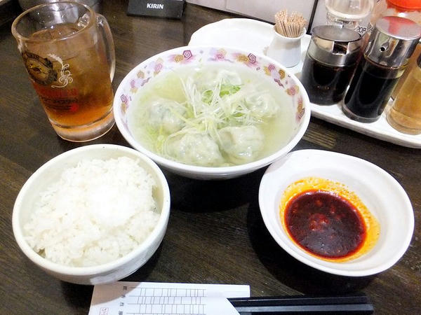 水餃子定食 550円