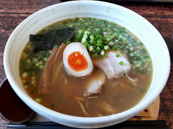 青葱醤油らーめん 650円