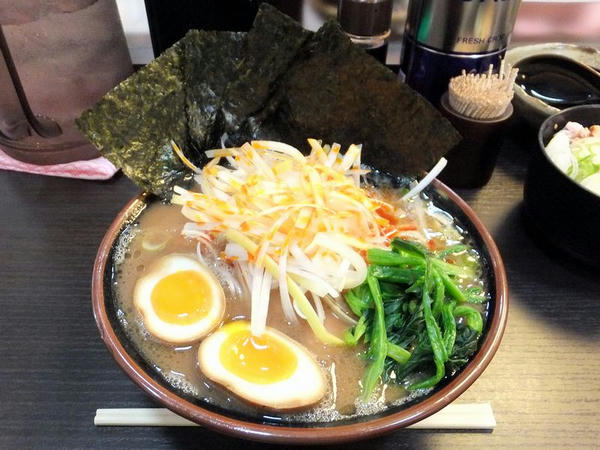 のり玉ラーメン 900円 ＋ ネギ