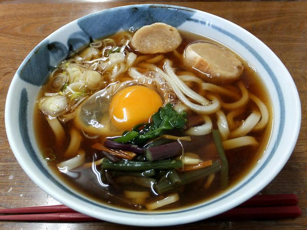 月見うどん 550円