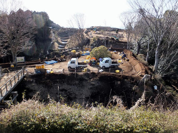 二ノ丸北東端から元西櫓・西ノ丸方向