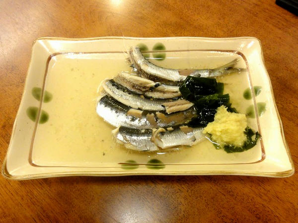 小魚塩ゆで酢物 330円