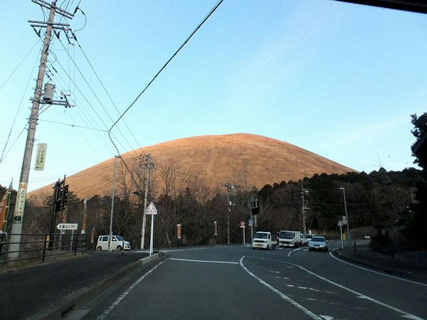 大室山が見えれば伊豆高原はすぐ