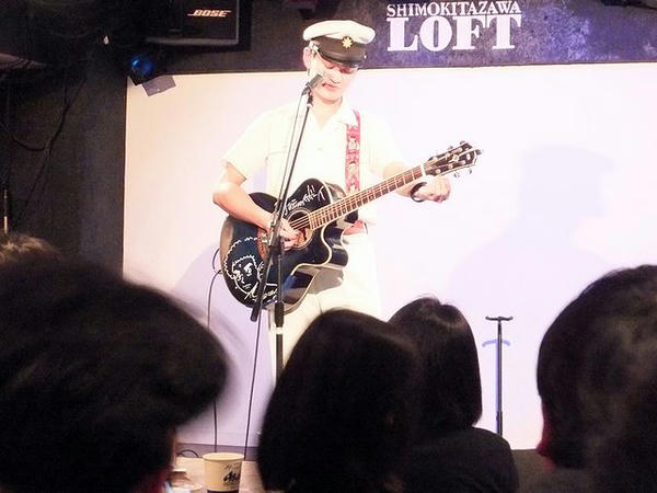 前回のワンマンライブ以降習得したチューニングしながらのトーク