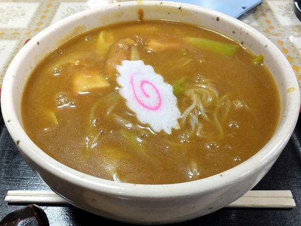 カレーそば 880円