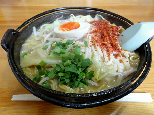 ハルチョンラーメン 650円