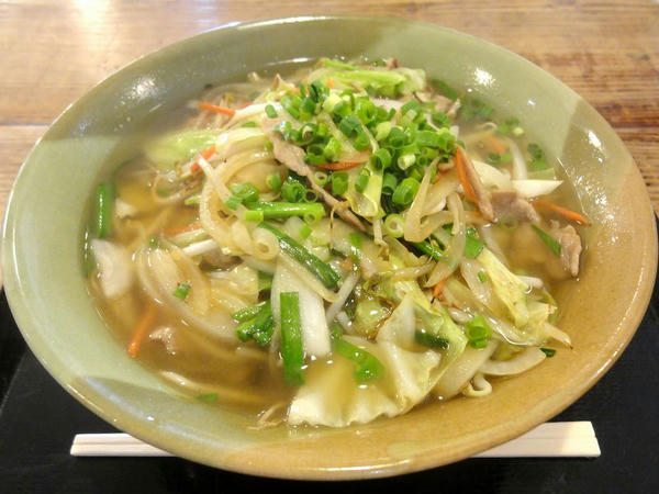 野菜そば 600円