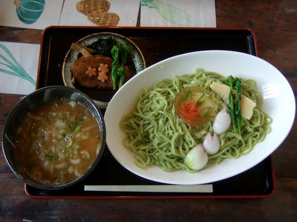 つけ麺、春～初夏、（大盛） 960円