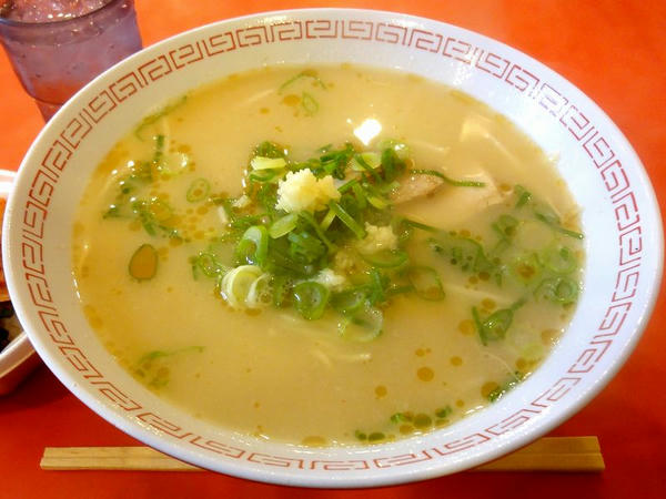 ラーメン 600円