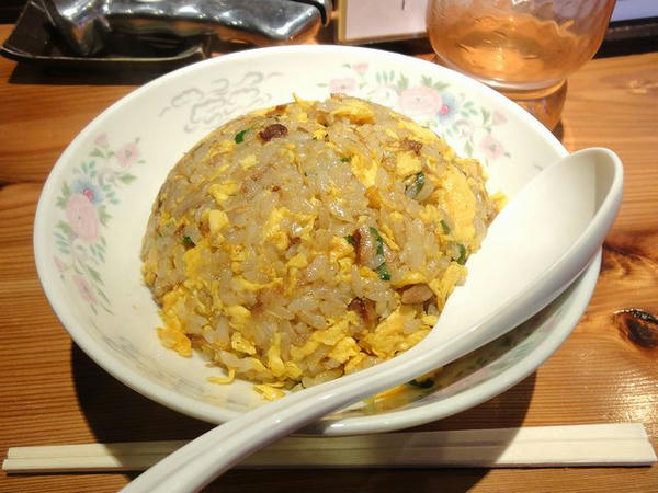 ランチ半チャーハン 262円