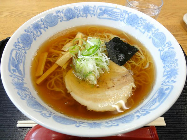 新潟ラーメン 450円
