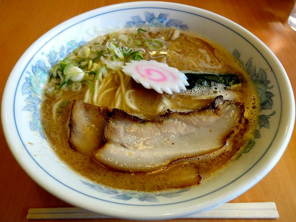 濃厚醤油らぁめん 700円