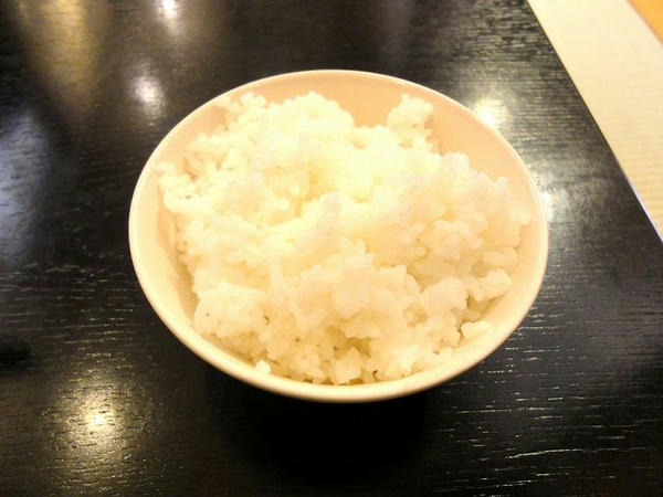 （ランチタイムサービスの半ライス）