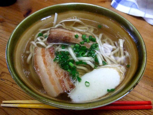 沖縄そば（並） 450円