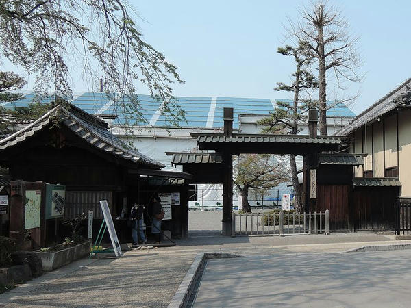 表門と番所