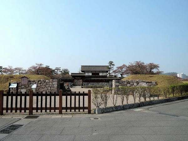 二の丸南門