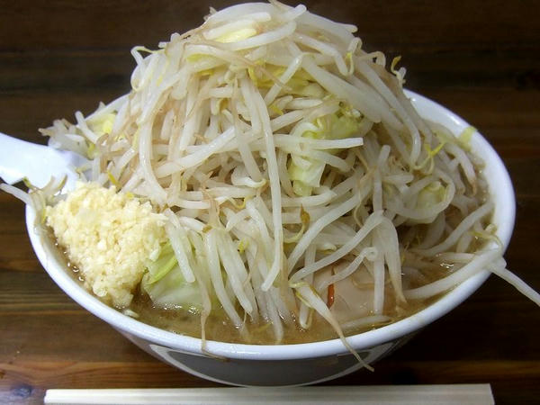 豚イチロー 880円 ＋ 煮玉子 100円