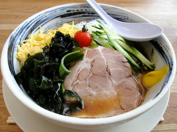 冷し中華 760円
