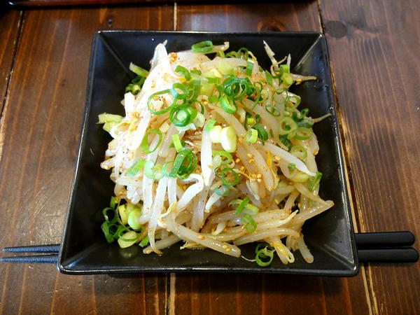 Cランチ（ラーメン屋さんの特製サラダ） 100円