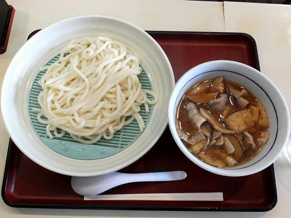 肉汁うどん 660円