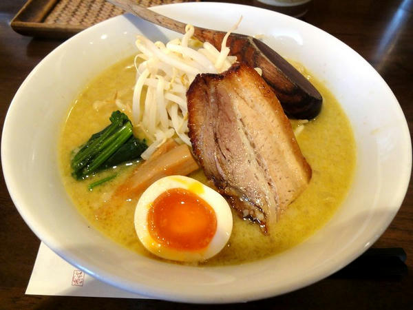 白味噌拉麺 770円（と、写真にはないけど 小ライス 60円）