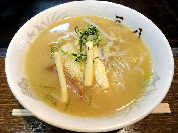 ラーメン小盛 500円