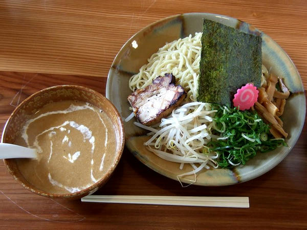 みそポタつけ麺（中盛・女麺） 945円