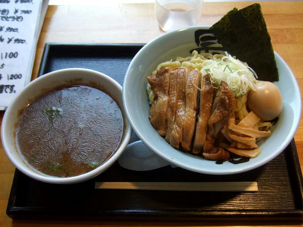 とりモモちゃあしゅうつけめん 950円