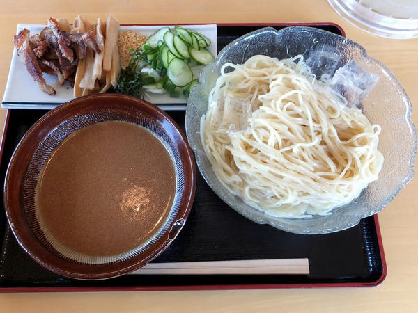 中華麺もりそば（ごまだれ味） 780円