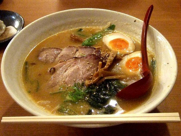 チャーシュー合盛りみそ 1102円