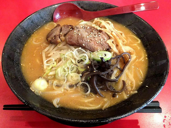 満天みそらーめん 780円【税別】
