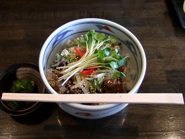 チャーシュー丼 380円