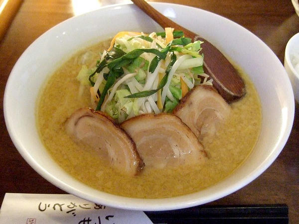 味噌ラーメン 661円 ＋ チャーシュー 168円