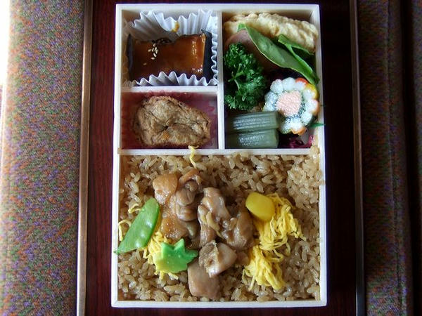 特上鶏めし弁当 1,100円