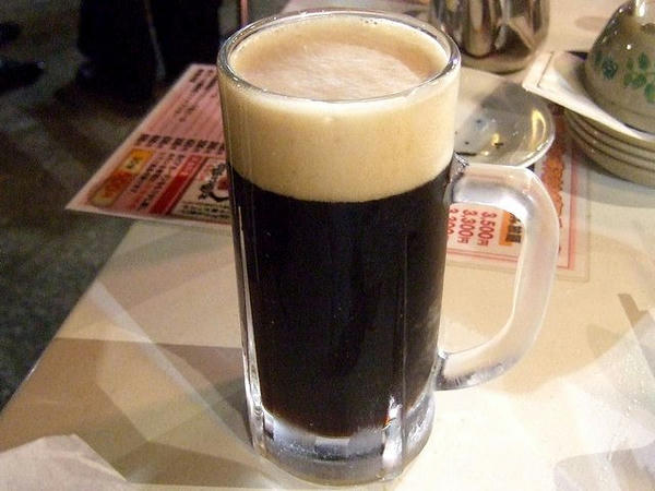 飲み放題のエビス黒