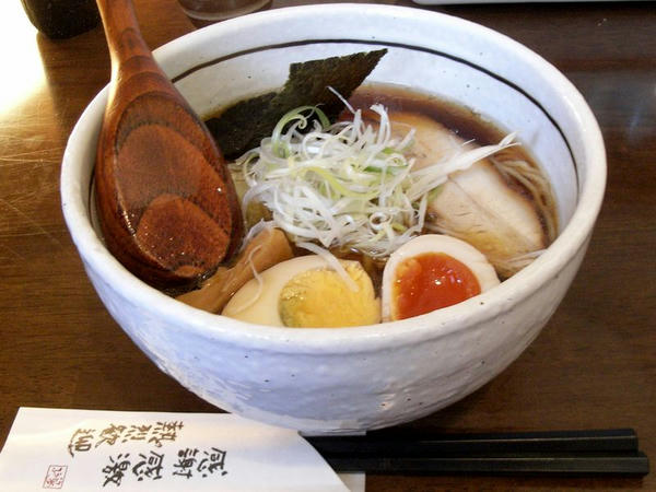 セットラーメン（新味正油） 525円
