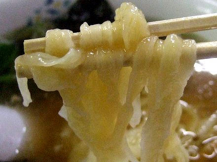 麺のアップ