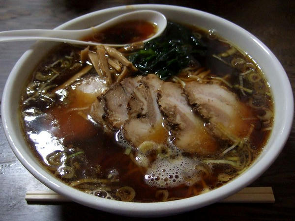 チャーシュー麺（大盛） 750円