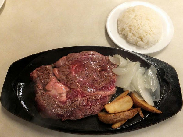 ニューヨークステーキL（250g） 1600円