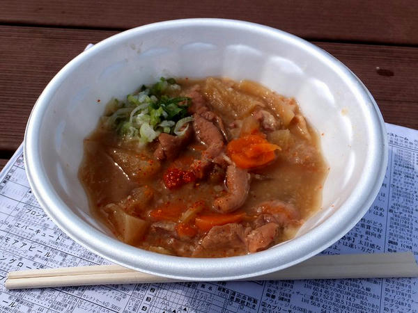 手造りもつ煮込み 410円
