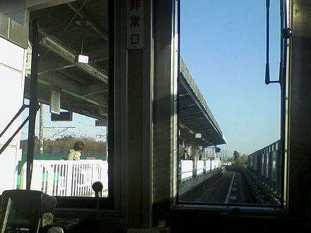 羽貫駅進入
