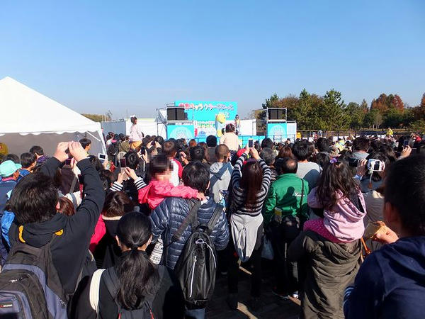某梨は専用ステージで