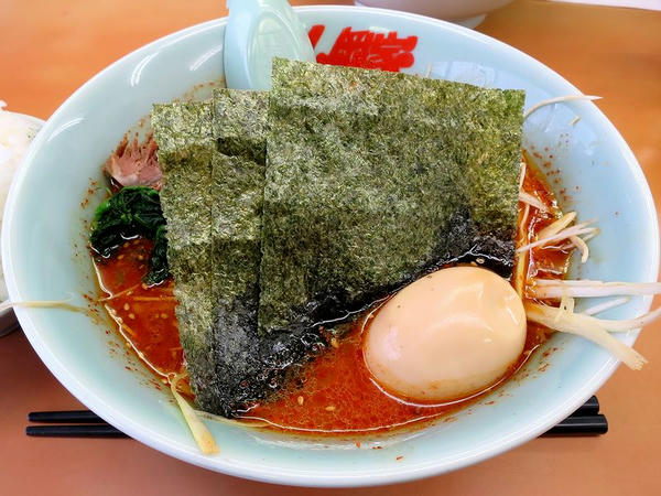 辛味噌ネギラーメン（激辛） 830円 ＋ 味付け卵 90円 ＋ 半ライス 110円
