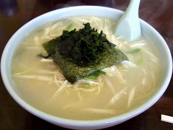 ネギ塩ラーメン（普） 680円