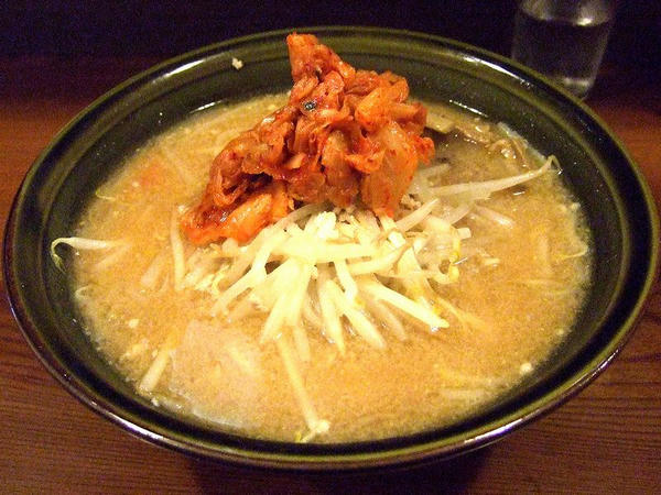 味噌キムチラーメン 760円