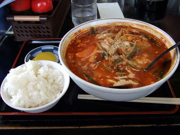 テグタンラーメン（中辛） 850円 ＋ ライス（小） 100円