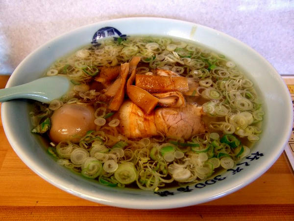 味玉ラーメン（中盛） 800円