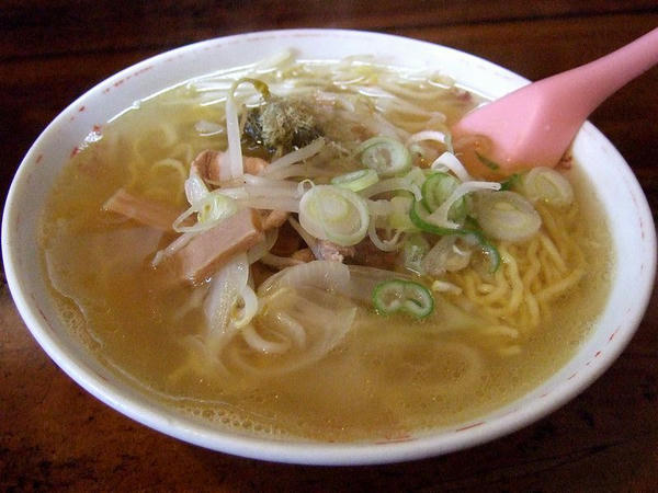 塩中華 490円